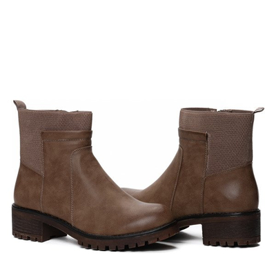 Brązowe botki na płaskim obcasie Karimma- Obuwie