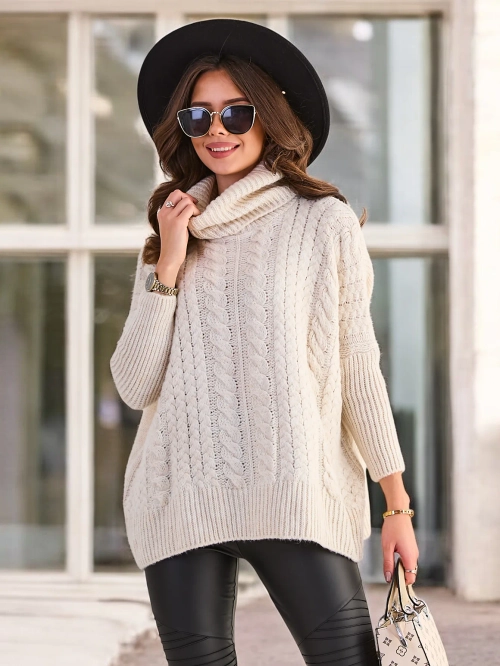 Жіночий светр з водолазкою Royalfashion