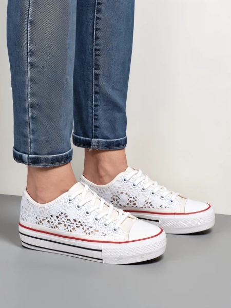 Royalfashion Жіночі перфоровані кросівки Nizzet