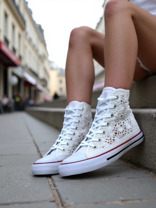 Royalfashion Жіночі перфоровані кросівки Limme