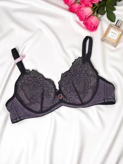 Royalfashion Dámská push-up podprsenka s krajkou Romance Push-Up