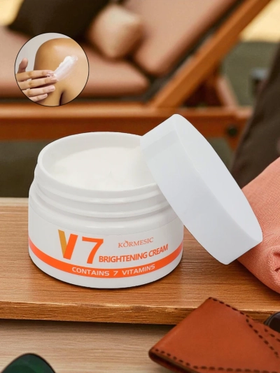 Rozjasňující pleťový krém s komplexem 7 vitamínů