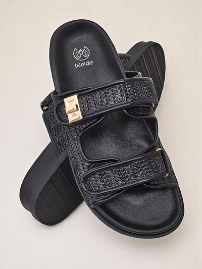 Royalfashion Жіночі шльопанці з плетеним дизайном Delibeli