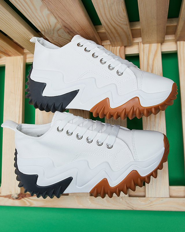 Sportovní boty a'la tenisky v bílé barvě Ascota- Obuv