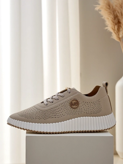 Royalfashion Жіночі спортивні перфоровані кросівки Tobin