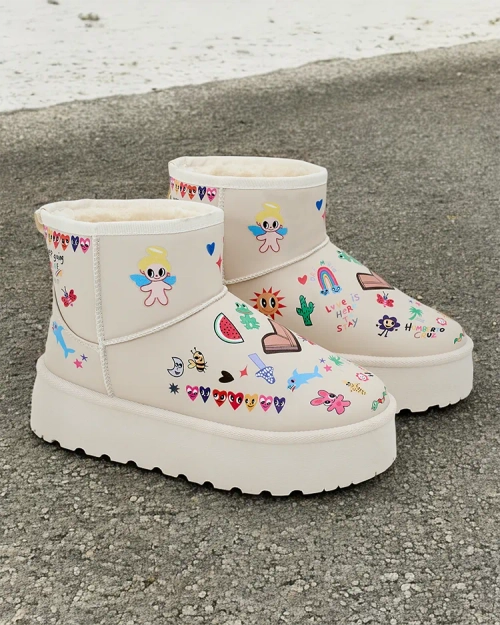 Короткі жіночі сніжні чоботи Royalfashion зі стікерами Hanaga