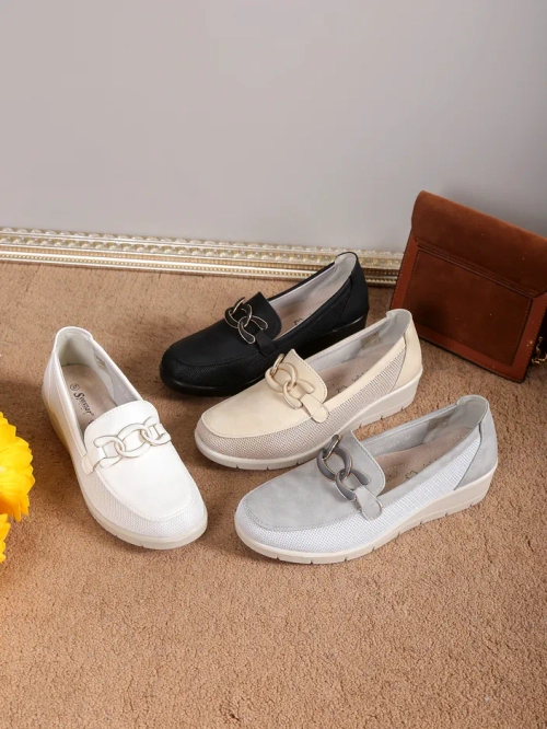 Royalfashion Жіночі мокасини на низькому підборі Hofride