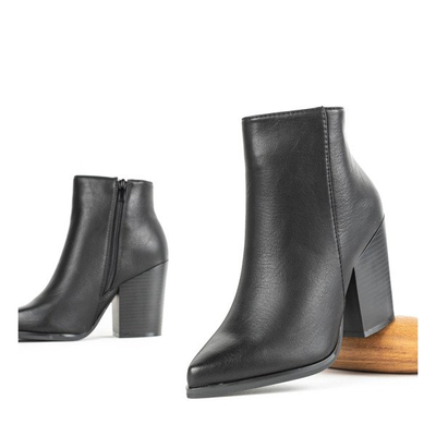 Černé kotníkové boty na sloupku Shani - Footwear