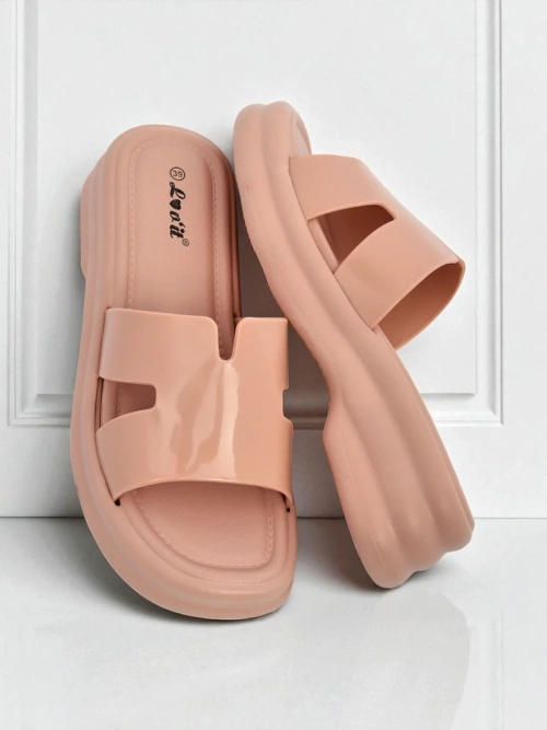 Royalfashion Жіночі шльопанці на товстій підошві Nova Gloss