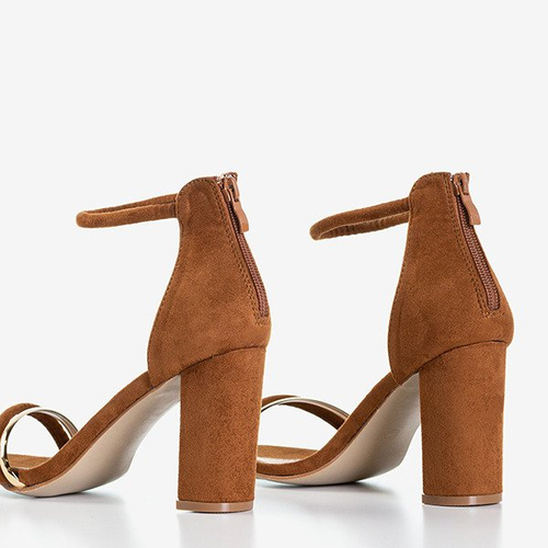 Коричневі жіночі босоніжки на підборах Callisia