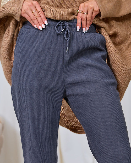 Жіночі штани з вельветової тканини Royalfashion темно-сірого кольору