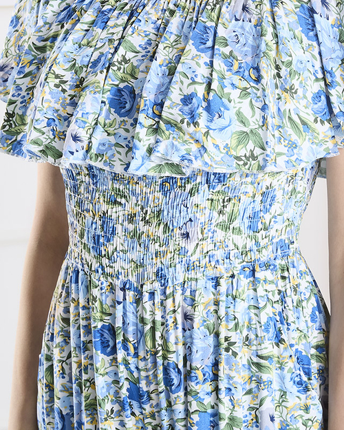 Біло-синій довгий жіночий комбінезон з квітковим візерунком - Одяг