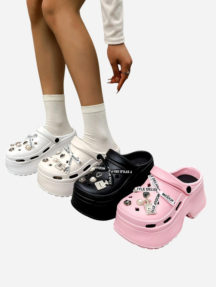 Royalfashion Dámské gumové sandály s ozdobami Dellos