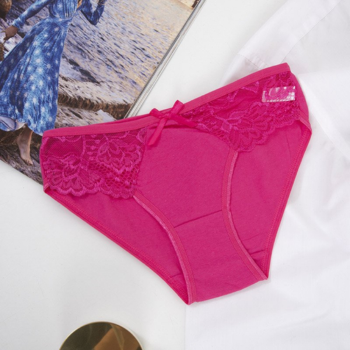 Жіночі трусики в кольорі фуксія з мереживом - Нижня білизна