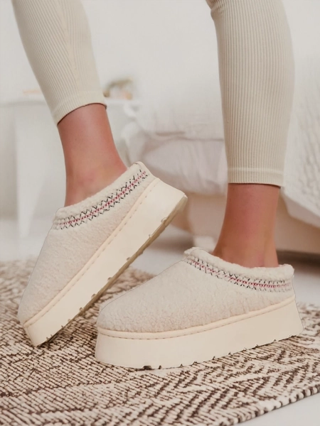 Royalfashion Krátké ženské sněhule Esel