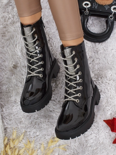 Лаковані шнуровані жіночі ботильйони Fjorra