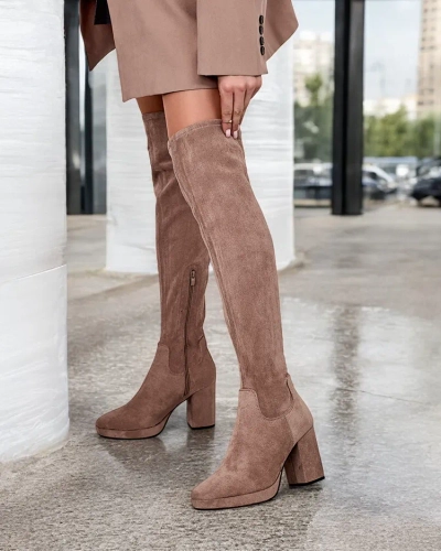 Жіночі чоботи на шпильці Royalfashion