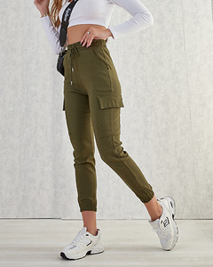 темно-зелений