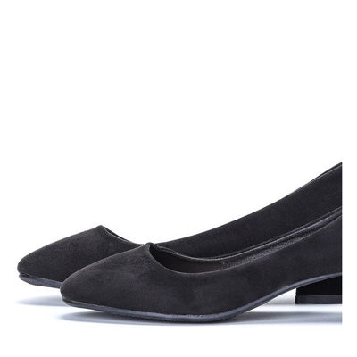 Czarne czółenka na słupku Jaxx- Obuwie