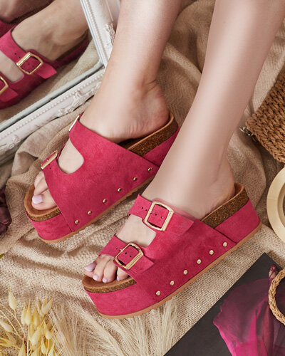 Royalfashion Жіночі шльопанці на платформі Sodass