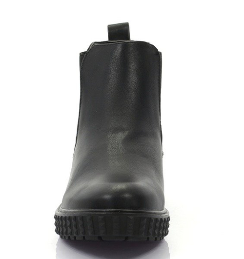 Czarne botki z tłoczeniem na podeszwie - Obuwie