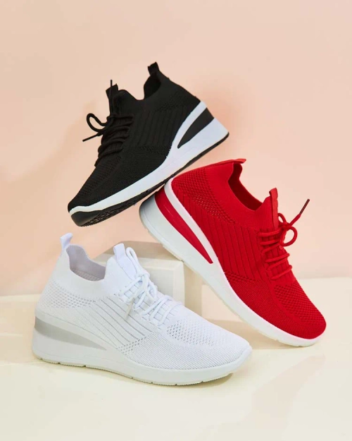 Жіночі спортивні туфлі Royalfashion з прихованим анкером Avese