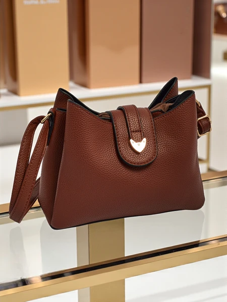 Malá dámská kabelka z eko kůže Narias