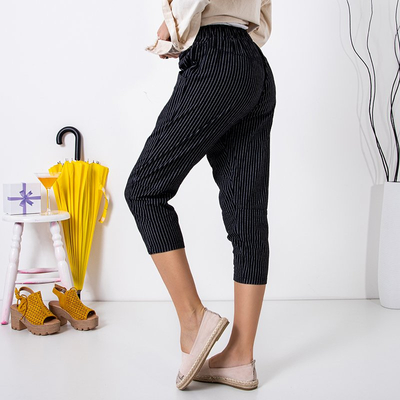 Černé dámské pruhované kalhoty 3/4 délky - Oblečení