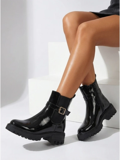 Лаковані жіночі ботильйони з екошкіри Calivi