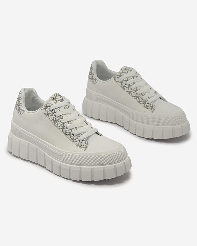 Ležérní dámská bílá sportovní obuv se vzorovanými vsadkami Leritic - Obuv