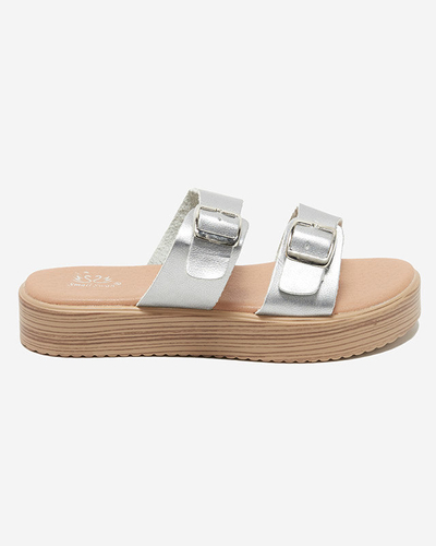 Срібні жіночі тапочки з екошкіри з пряжками Nepise - Взуття