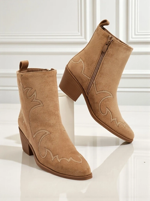 Жіночі ботильйони-ковбойки Velvet Ash – на підборах