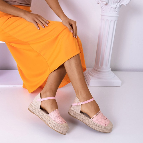 Ніжно-рожеві босоніжки на платформі Ritisa