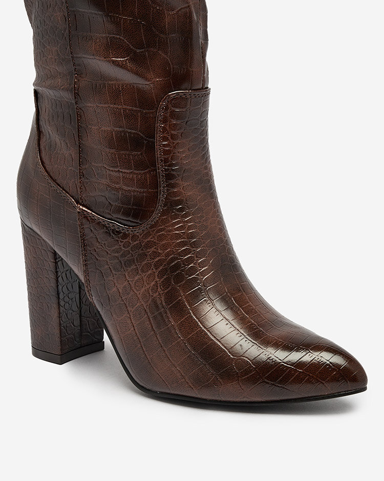 Royalfashion Tmavě hnědé dámské kozačky s ražbou Telibitta