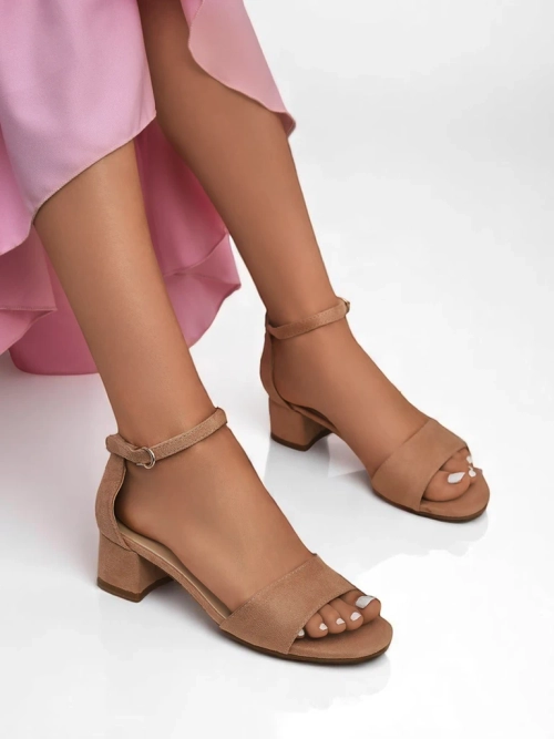 Royalfashion Жіночі сандалі на низькому каблуці SoftHeels