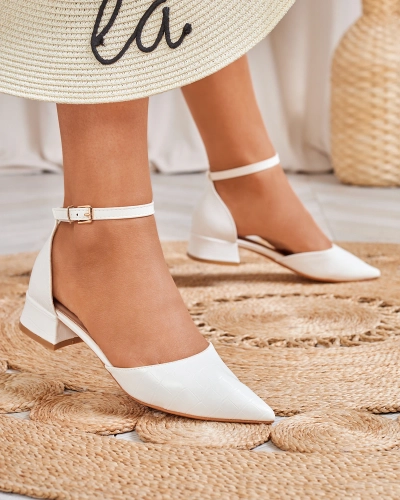 Bílé dámské baleríny s výřezem Sefozi- Obuv