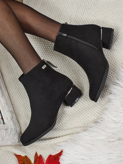 Dámské kotníkové boty eko semišové na sloupku Arshinea