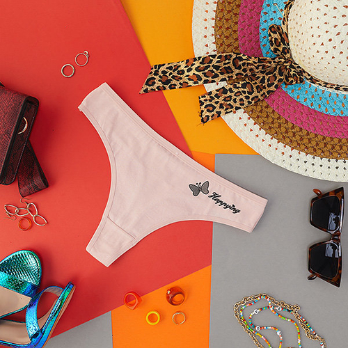 Класичні бавовняні жіночі стринги світло-рожевого кольору - Нижня білизна