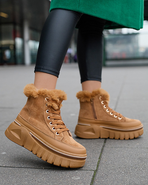 Коричневі жіночі черевики на платформі Neatesa