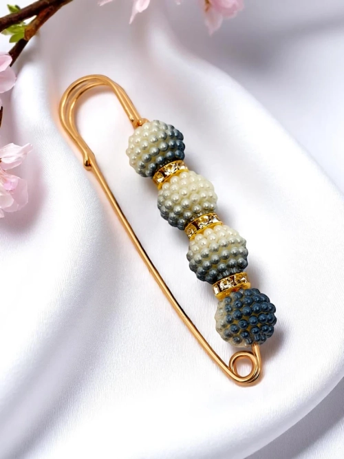 Декоративна жіноча брошка з перлинами Four Pearls