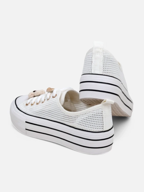 Royalfashion Жіночі перфораційні кросівки з декором Osdo