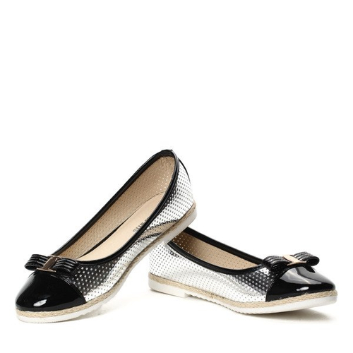 Srebrno-czarne baleriny z lakierowanym noskiem - Obuwie