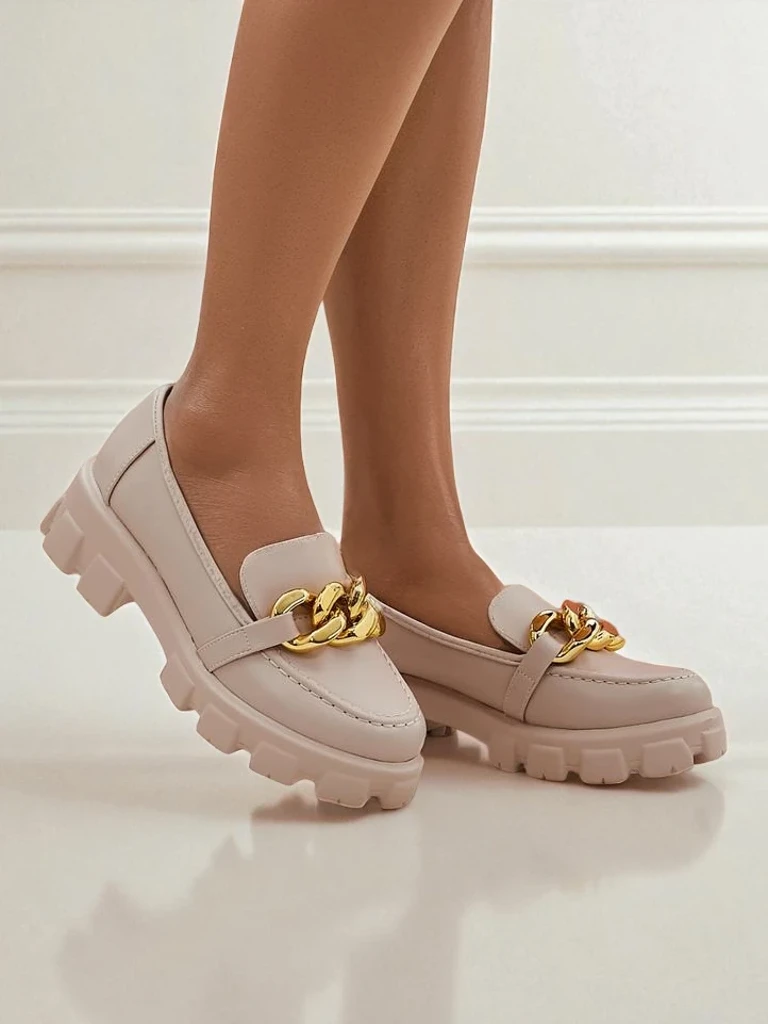 Dámské béžové mokasíny Callista s řetězem, plochý podpatek, ekokůže