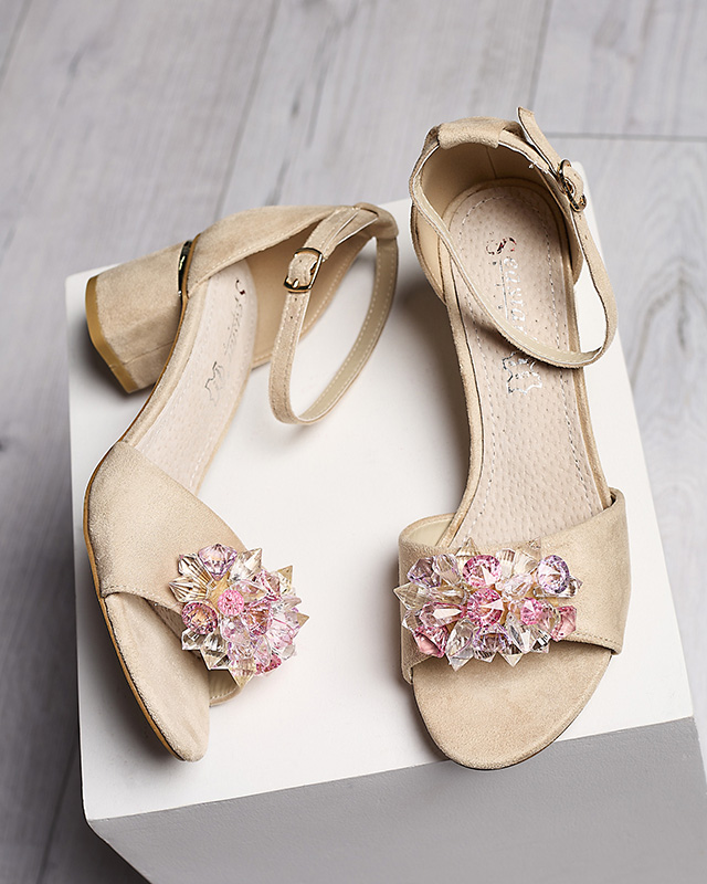 Béžové dámské sandály na podpatku s ozdobnými krystaly Cerosso- Obuv