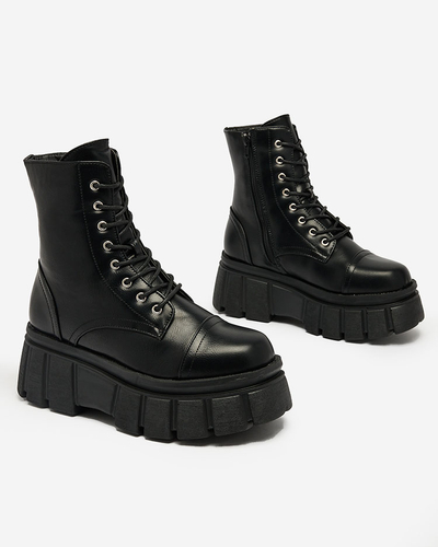 Royalfashion Жіночі чорні черевики-ботфорти на платформі Ceminas