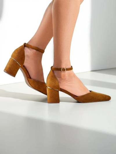 Royalfashion Жіночі туфлі на низькому каблуці Caelda