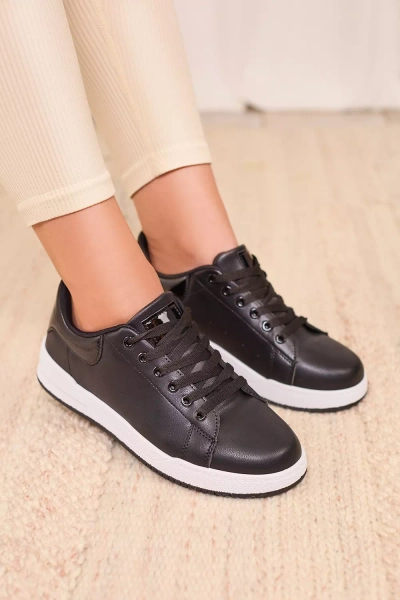 Royalfashion Černá dámská sportovní obuv Classic Vibes