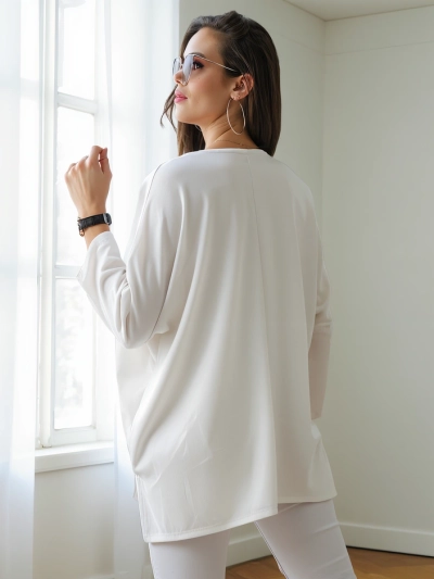 Royalfashion Жіноча блузка з віскози з написами з стразів