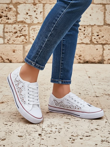 Aurelia Bianco - Ažurové bílé tenisky Royalfashion z tkaniny, velikost 40