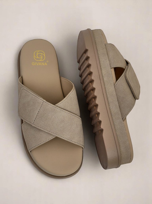 Royalfashion Жіночі шльопанці на низькому ходу Evre